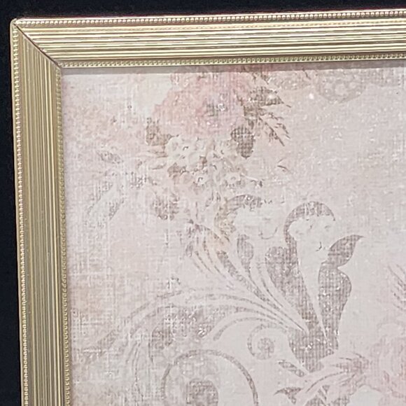 Vintage Gold Tone Metal Ornate Picture Frame Ribbed Design Ball Feet 8x10 - Picture 2 of 11